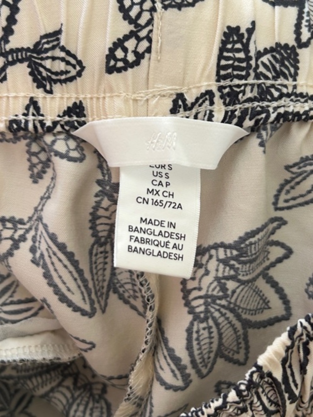 H&M Floral Wide Leg Pants Black & White Elastic Waist Sz S - Picture 2 of 7